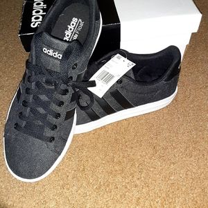 ADIDAS Men's Size 9.5 Daily 2.0(DB0284)